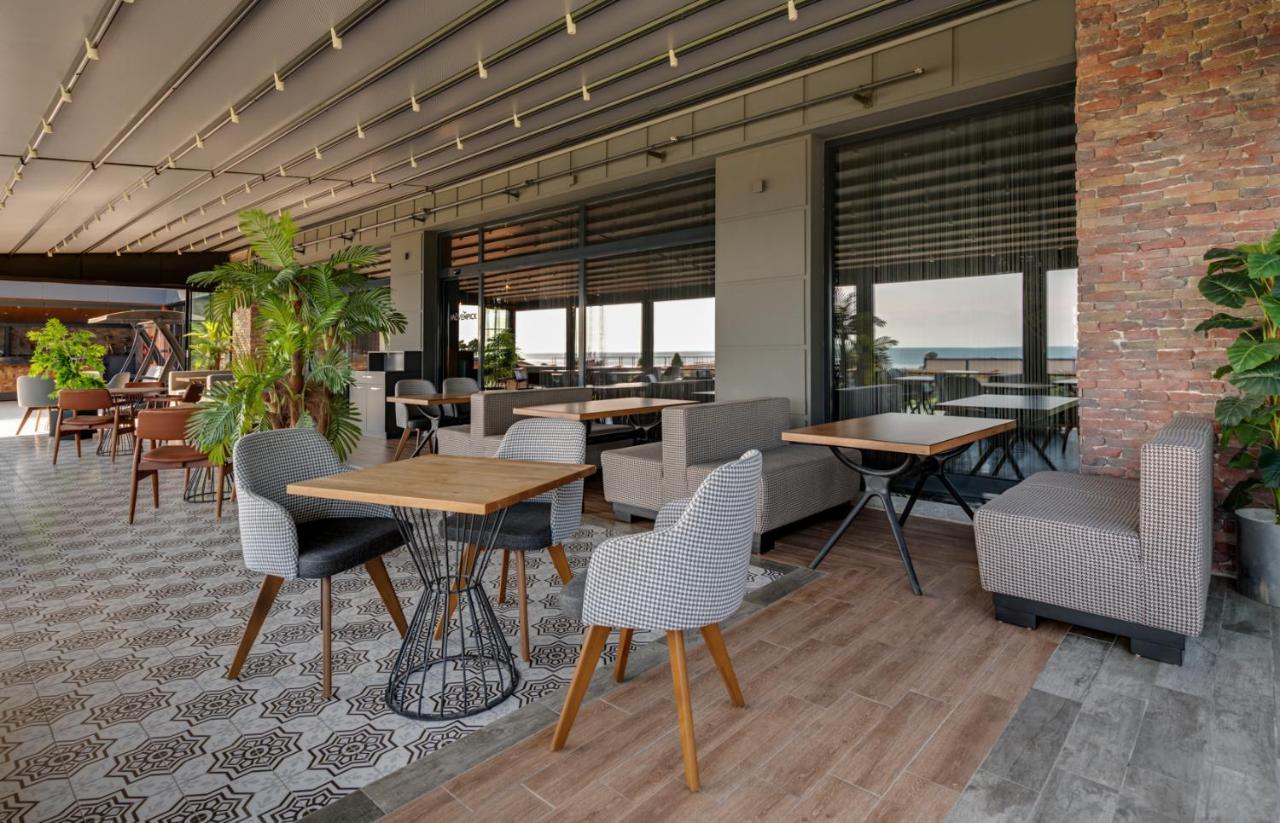 Moevenpick Hotel Trabzon Bagian luar foto
